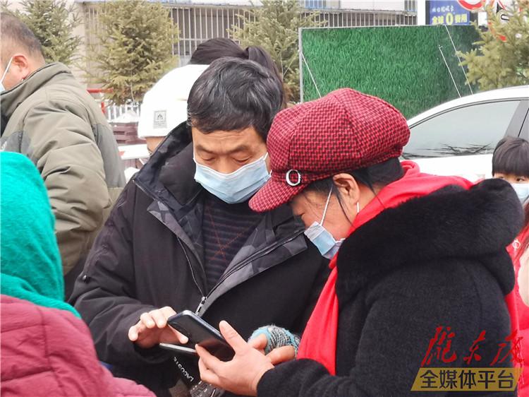 處處掃碼 處處碰壁——手機掃碼時代老年人尷尬如何解？