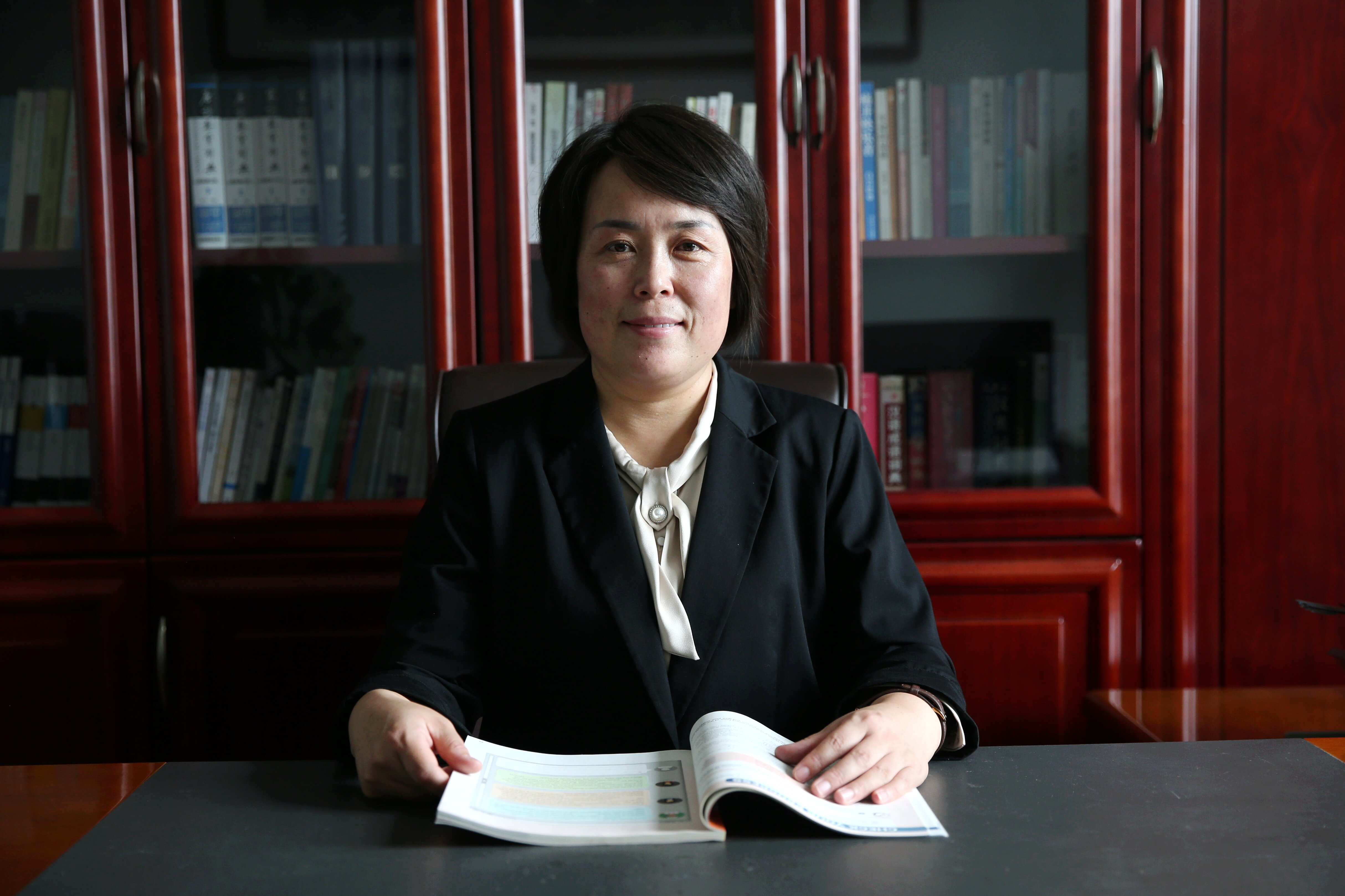 打造“卓越課程體系” 推動(dòng)學(xué)校卓越發(fā)展——訪慶陽(yáng)一中黨委書(shū)記、校長(zhǎng)宮亞妮