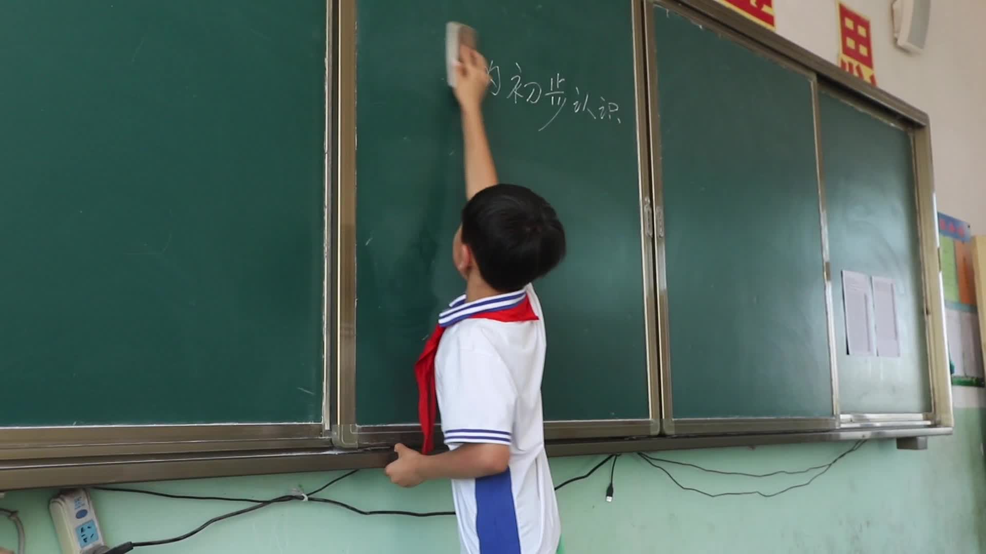 【新時(shí)代慶陽(yáng)好少年·馬宏發(fā)】眼里有光，心中有愛(ài)
