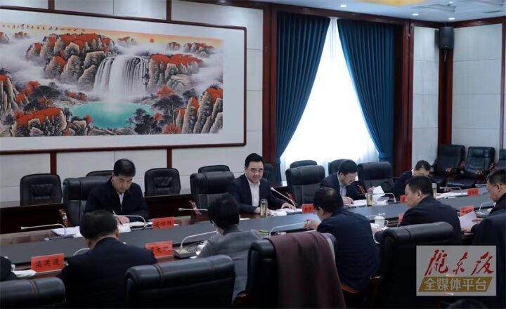 黃澤元主持召開會(huì)議 專題聽(tīng)取慶陽(yáng)市大豆玉米帶狀復(fù)合種植和復(fù)種馬鈴薯試驗(yàn)示范工作匯報(bào)