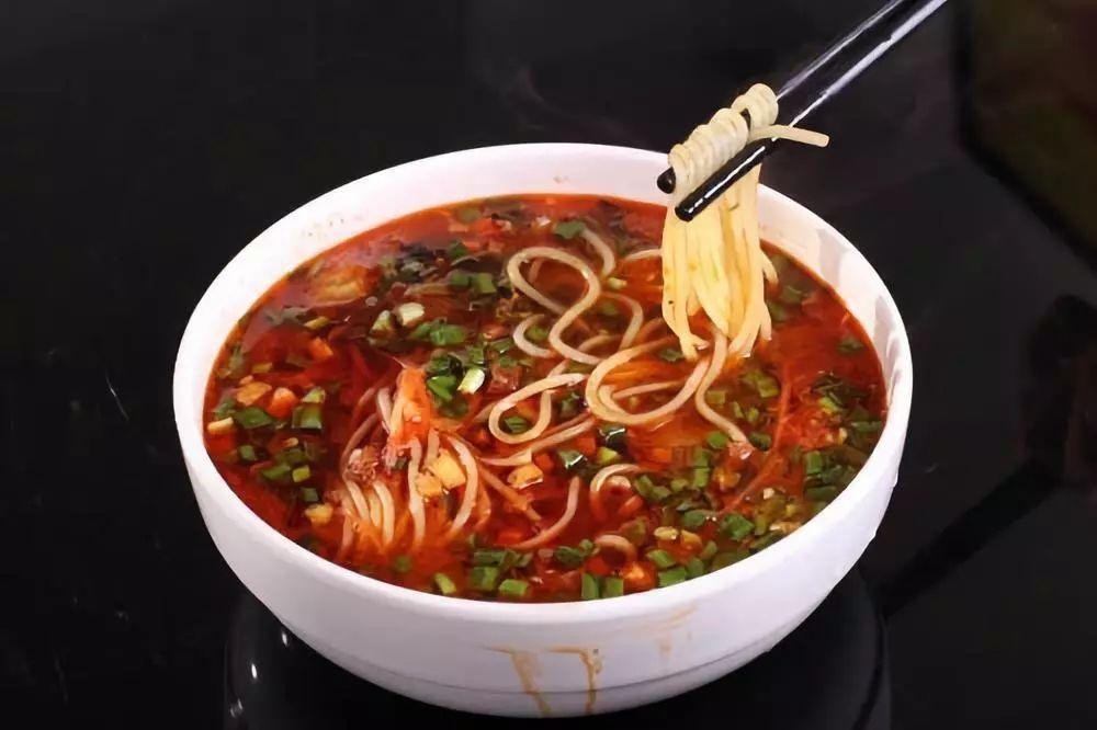 吃完天水麻辣燙？下一站，慶陽饸饹面！